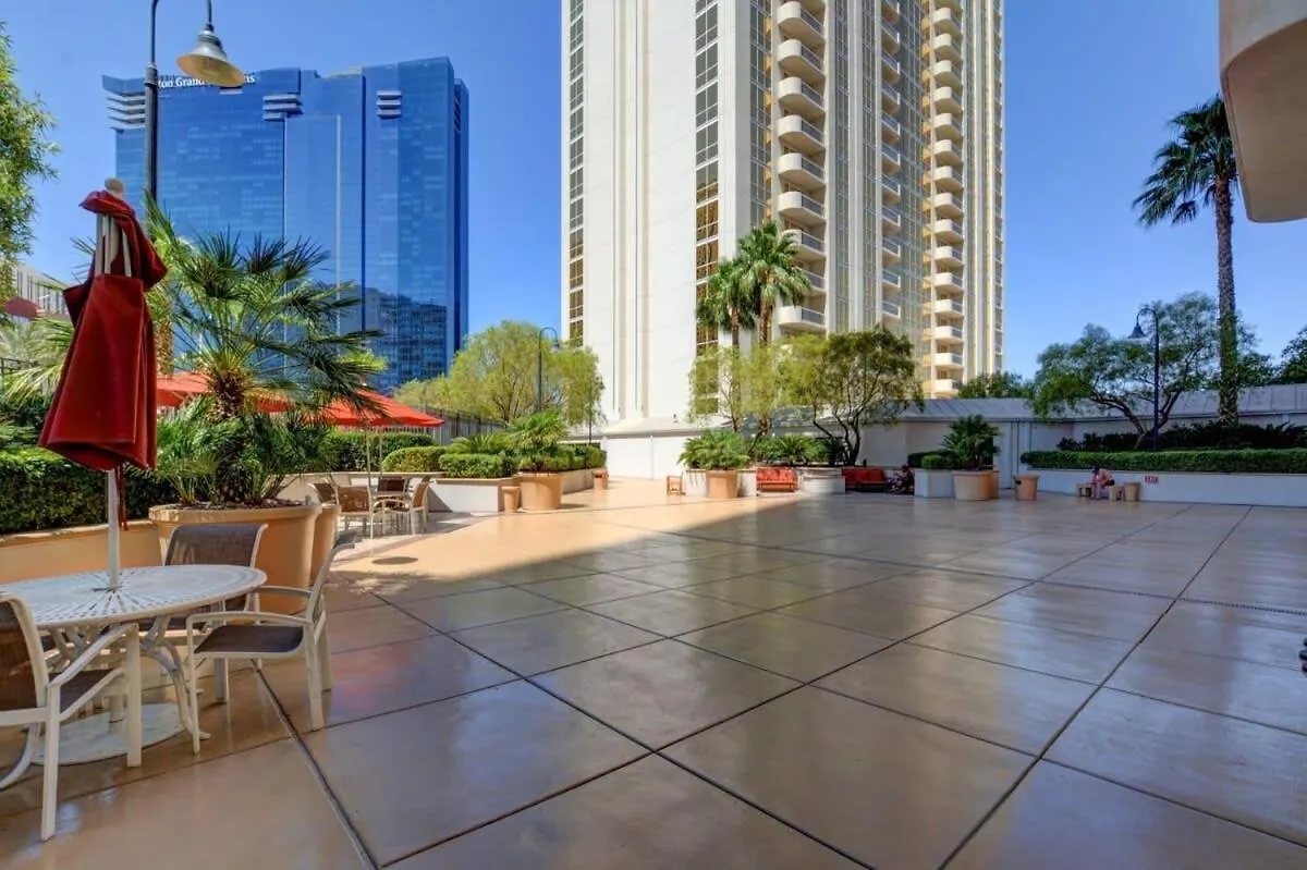 Signature 2Br3Ba Balcony Combo Units 20-618 And 20 Las Vegas Holiday home